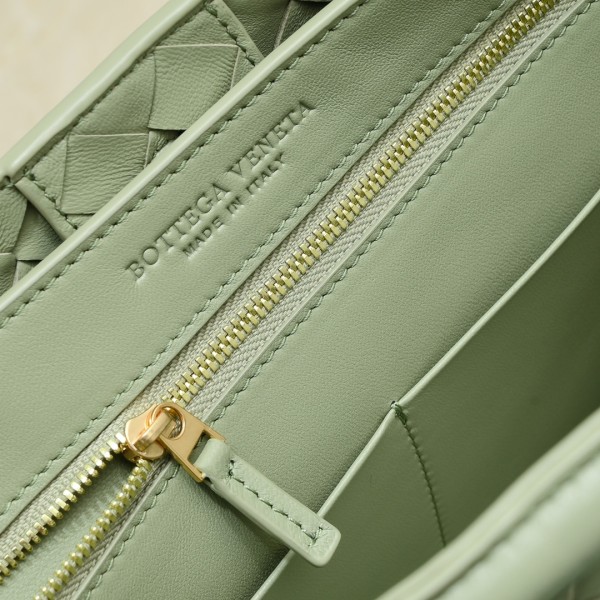 handbags Bottega Veneta 8463 size:32*24*12