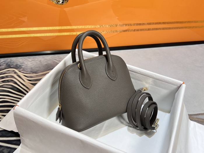  Handbags Hermes Mini bolide size:19*14*8 cm