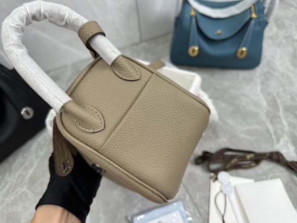  Handbags Hermes Lindy