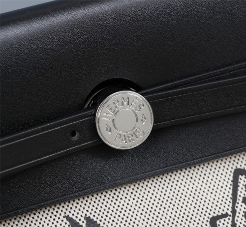  Handbags Hermes Hermès Herdag  size:31 cm