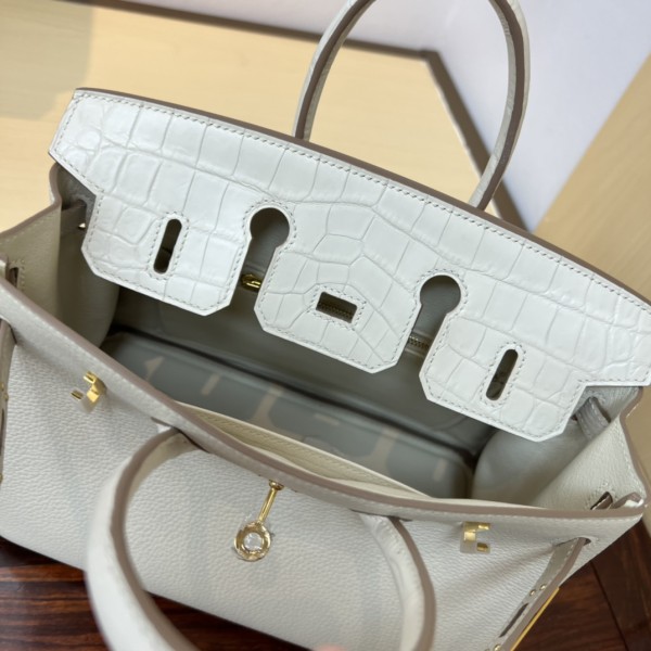  Handbags Hermes  touch BK  size:25 cm