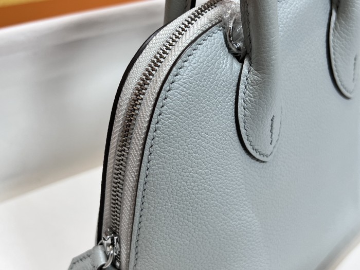  Handbags Hermes Mini bolide size:19*14*8 cm