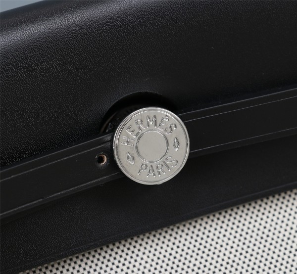  Handbags Hermes Hermès Herdag  size:31 cm