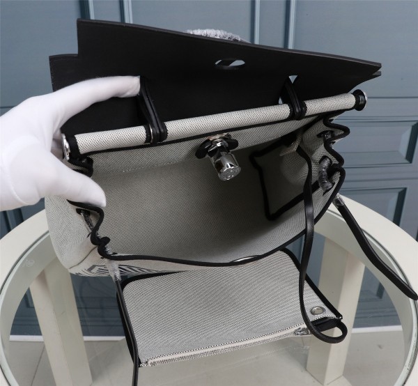  Handbags Hermes Hermès Herdag  size:31cm