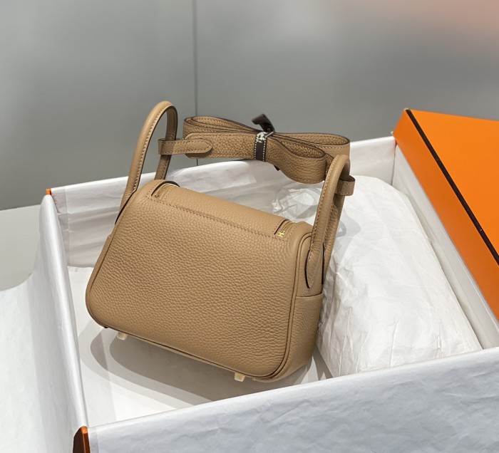  Handbags Hermes 𝑴𝒊𝒏𝒊 𝑳𝒊𝒏𝒅𝒚 size:19.5 -12.5cm
