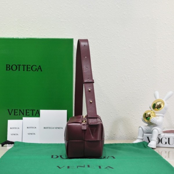 handbags Bottega Veneta 9305 size:23.5*10*10cm