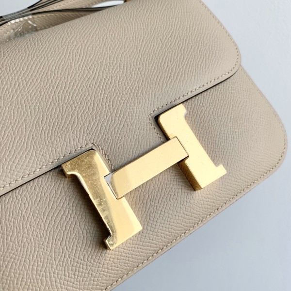  Handbags Hermes Constance  size:19 cm