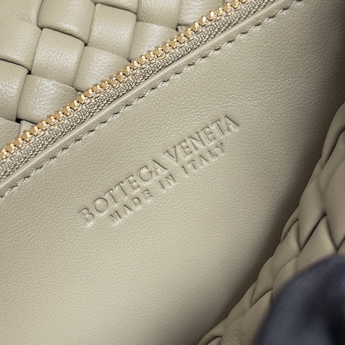 handbags Bottega Veneta 709418 size:26*13*22.5cm