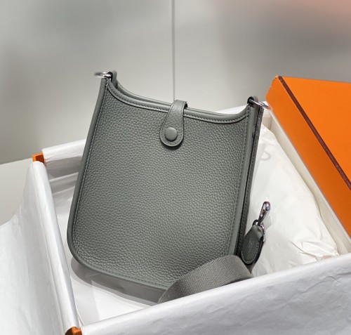  Handbags Hermes 𝗠𝗶𝗻𝗶 𝗘𝘃𝗲𝗹𝘆𝗻𝗲 size:18cm