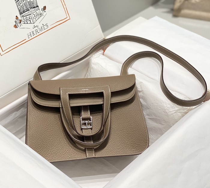  Handbags Hermes 𝑯𝒂𝒍𝒛𝒂𝒏 size:25 cm