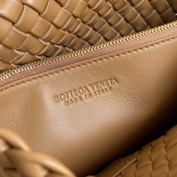 handbags Bottega Veneta 709418 size:26*13*22.5cm