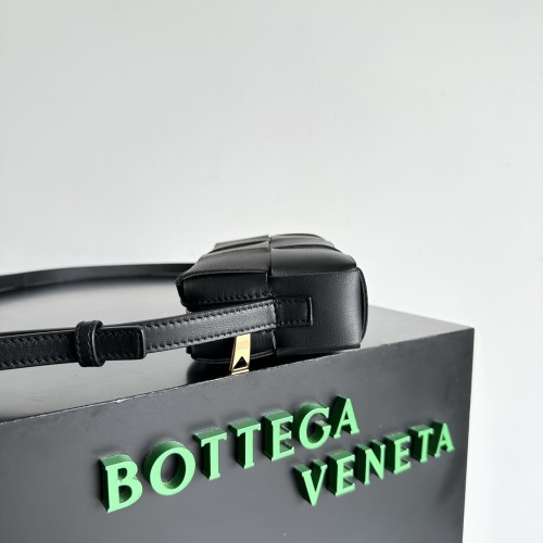 handbags Bottega Veneta 755031 size:18*9*3.5cm