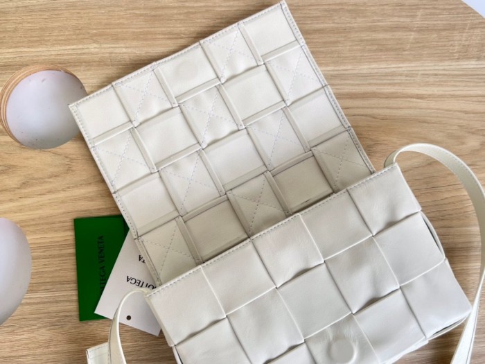 handbags Bottega Veneta 6687 size:23*15*5cm