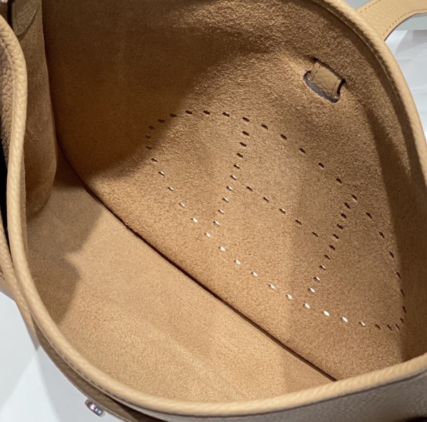  Handbags Hermes 𝑬𝒗𝒆𝒍𝒚𝒏𝒆 size:29cm