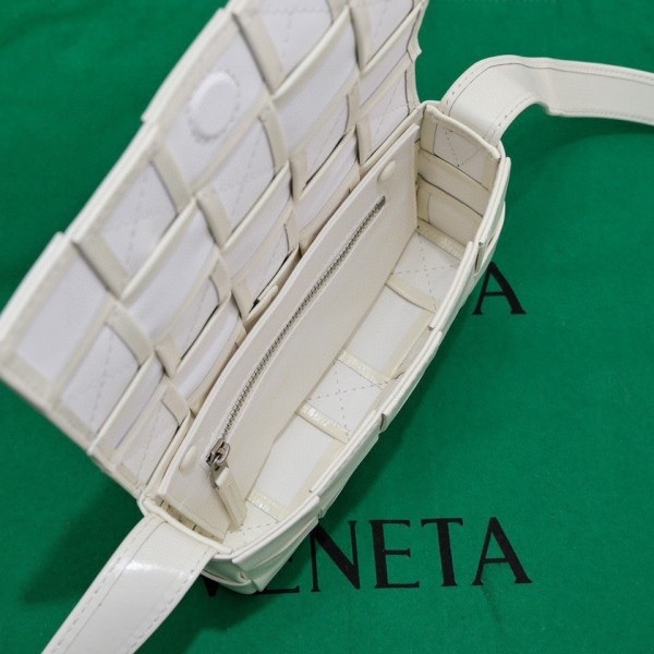 handbags Bottega Veneta 7587# size:17.5*10.5*3cm