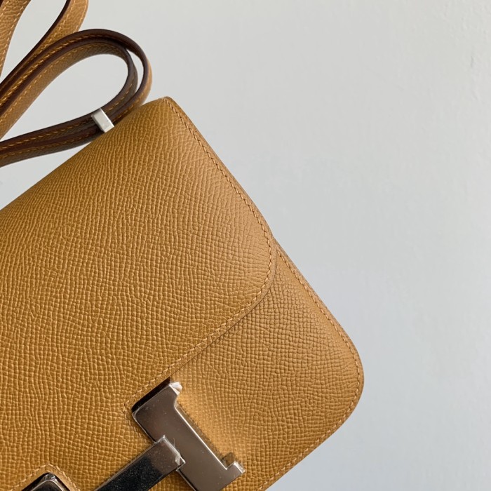  Handbags Hermes Constance  size:18 cm