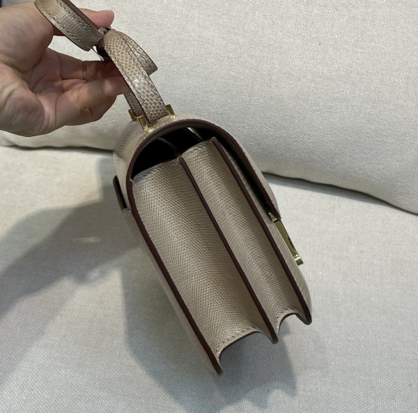  Handbags Hermes Constance  size:18 cm