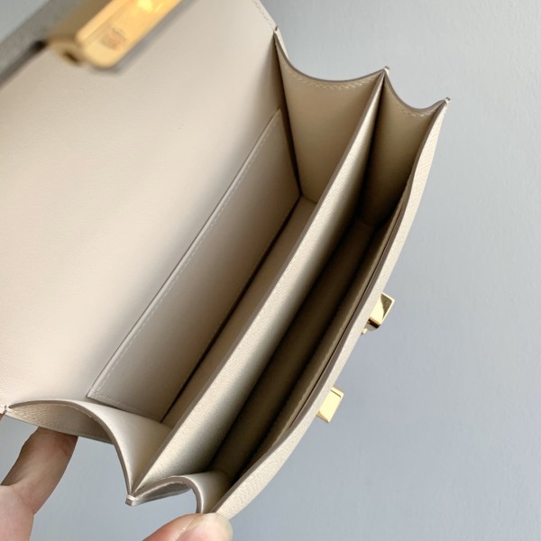  Handbags Hermes Constance  size:19 cm