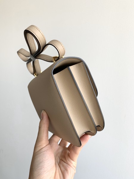  Handbags Hermes Constance  size:19 cm