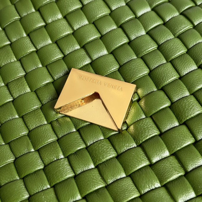 handbags Bottega Veneta 709418 size:26*13*22.5cm