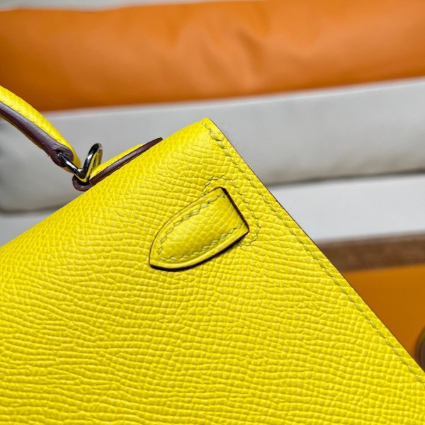  Handbags Hermes mini kelly  size:19 cm