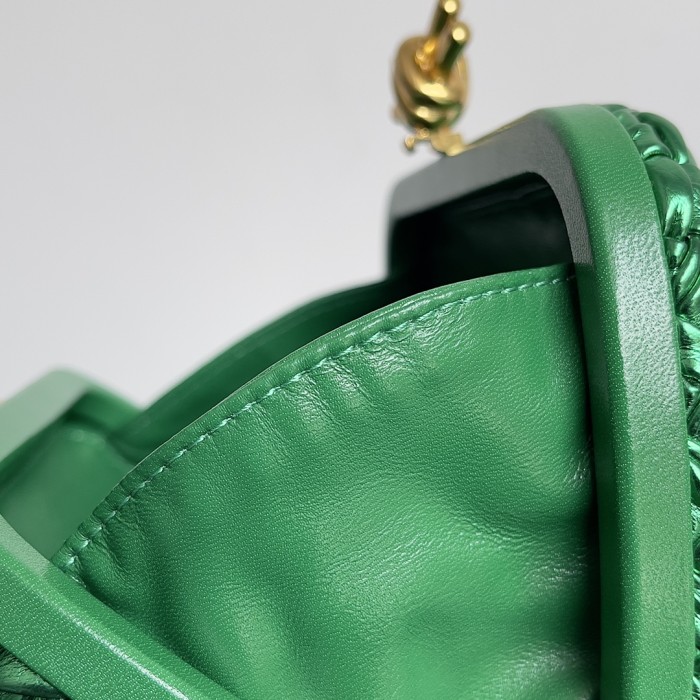 handbags Bottega Veneta 717622 size:20.5*6*12.5