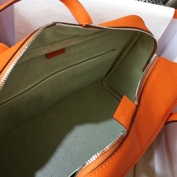  Handbags Hermes H Victoria 