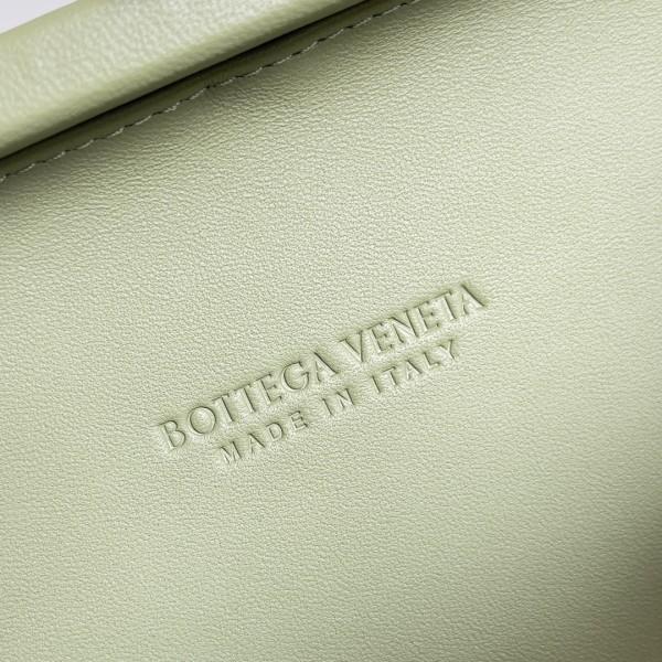 handbags Bottega Veneta 717622 size:20.5*6*12.5