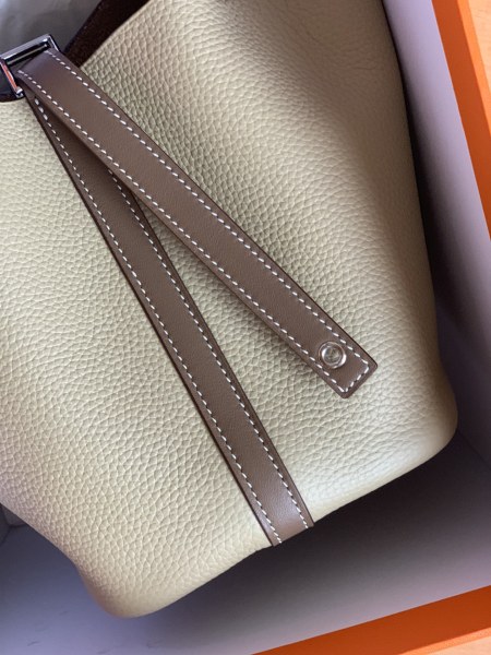  Handbags Hermes Picotin   size:18 cm