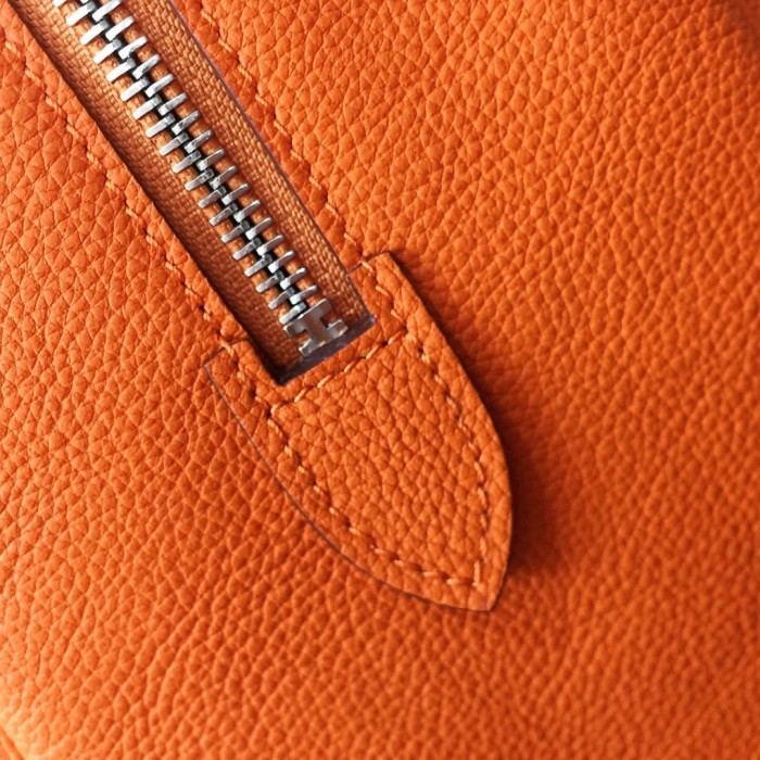  Handbags Hermes H Victoria 