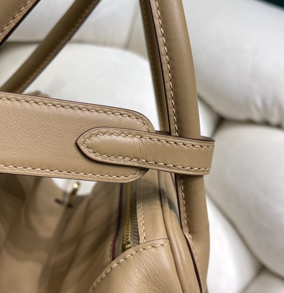  Handbags Hermes Lindy size:26 cm