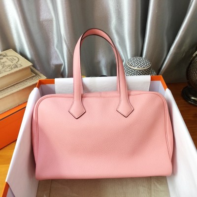  Handbags Hermes H Victoria 