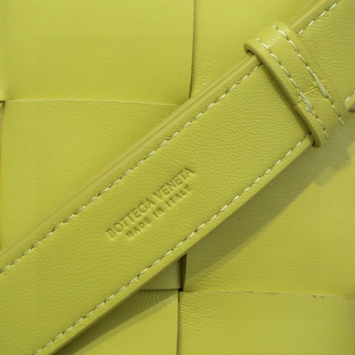 handbags Bottega Veneta 6815 size:17.5*9.5*5cm