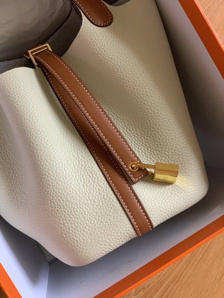  Handbags Hermes Picotin  size:18 cm
