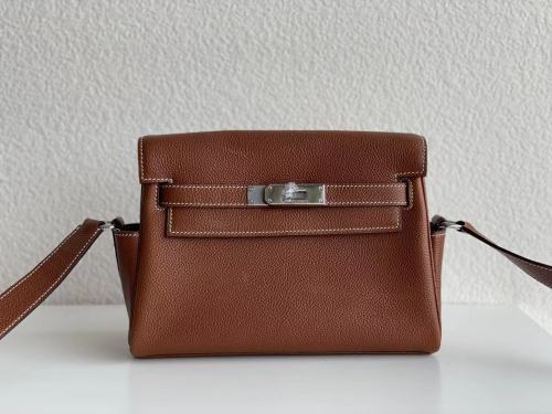  Handbags Hermes  kelly messenger 
