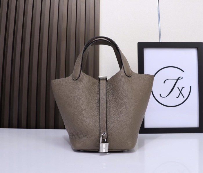  Handbags Hermes Picotin  size:18/22 cm