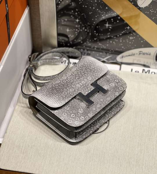  Handbags Hermes Constance  size:19 cm