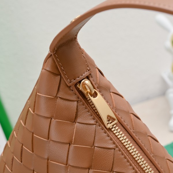 handbags Bottega Veneta 7748# size；22*13*9.5
