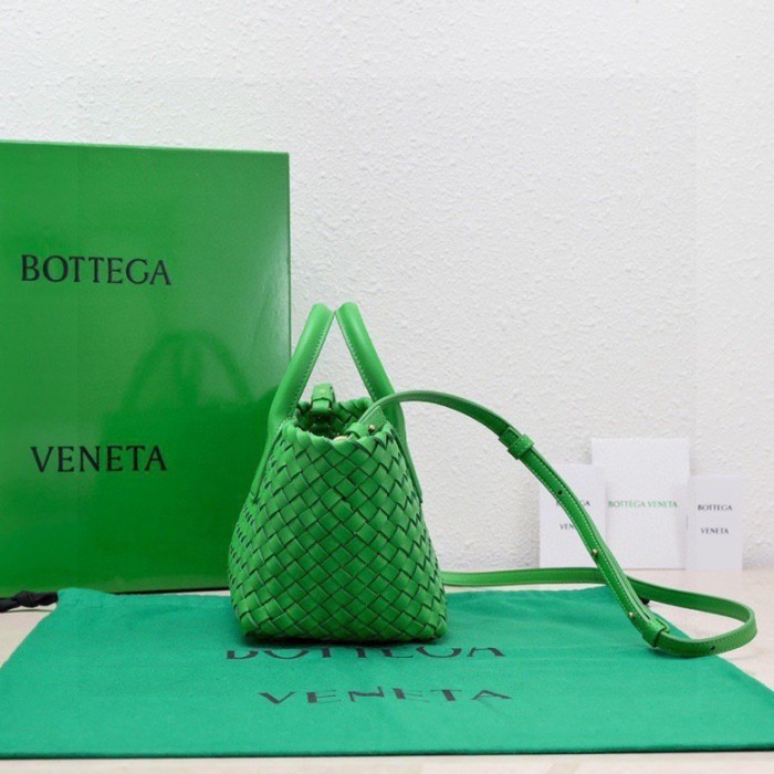 handbags Bottega Veneta 5211# SIZE:20*16*13CM
