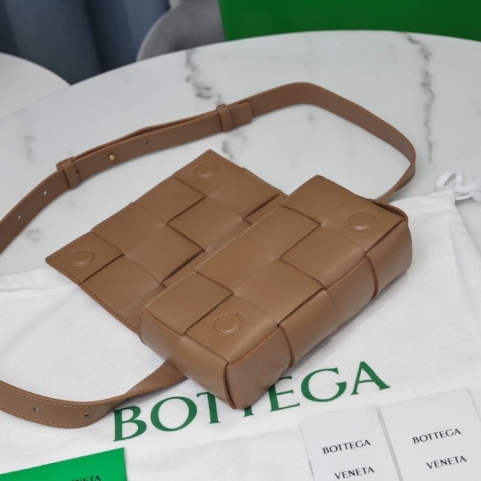 handbags Bottega Veneta 6815# size:17.5*9.5*5cm