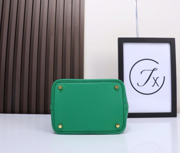  Handbags Hermes Picotin size:18/22 cm