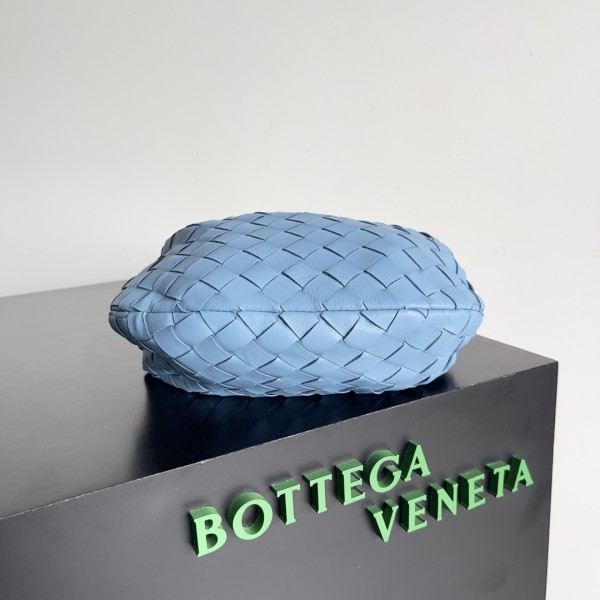 handbags Bottega Veneta  The  pouch size:22*12*7