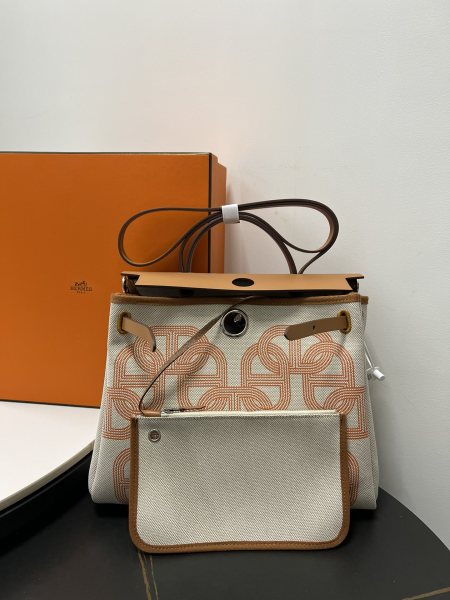  Handbags Hermes Herbag size:25/31/10 cm