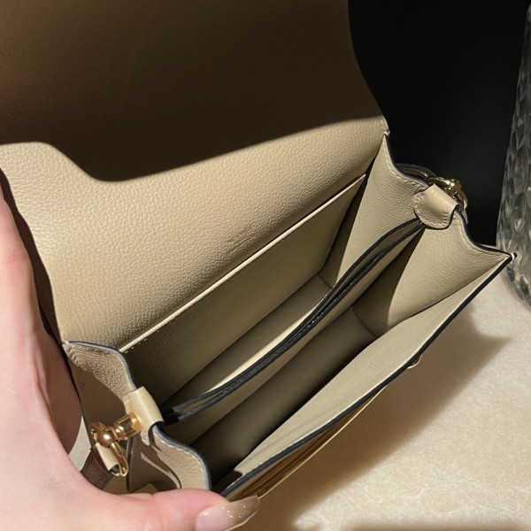  Handbags Hermes Roulis  mini 