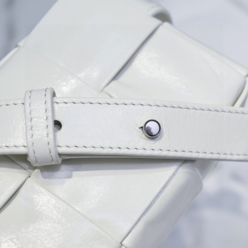 handbags Bottega Veneta 6815# size:17.5*9.5*5cm