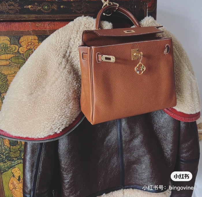  Handbags Hermes barenia