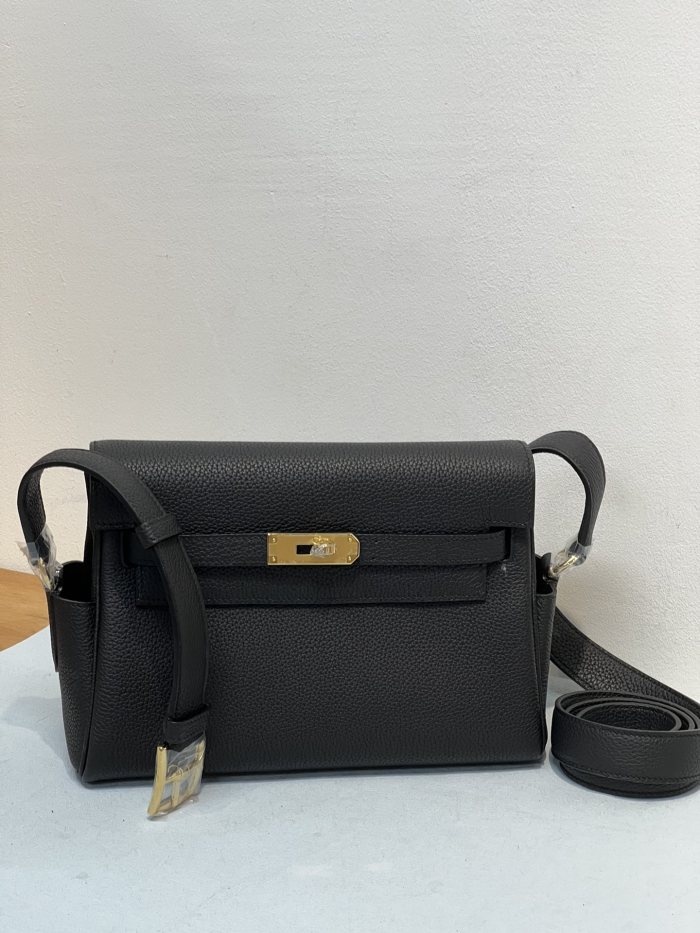  Handbags Hermes  to go