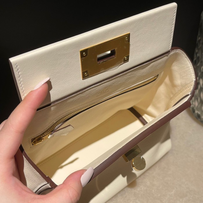  Handbags Hermes 2424mini