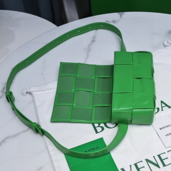 handbags Bottega Veneta 6815# size:17.5*9.5*5cm