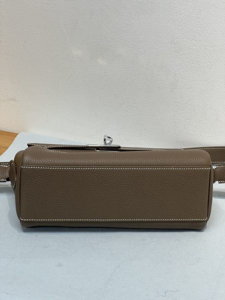  Handbags Hermes  to go